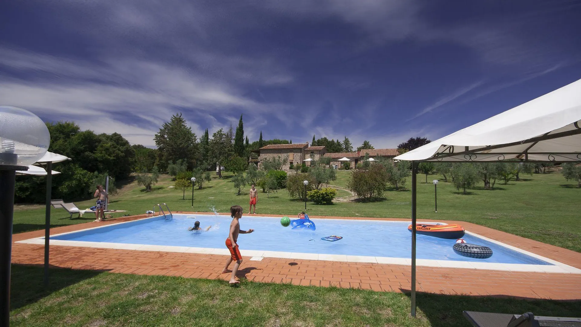 Tenuta Aronne Massa Marittima Farm stay